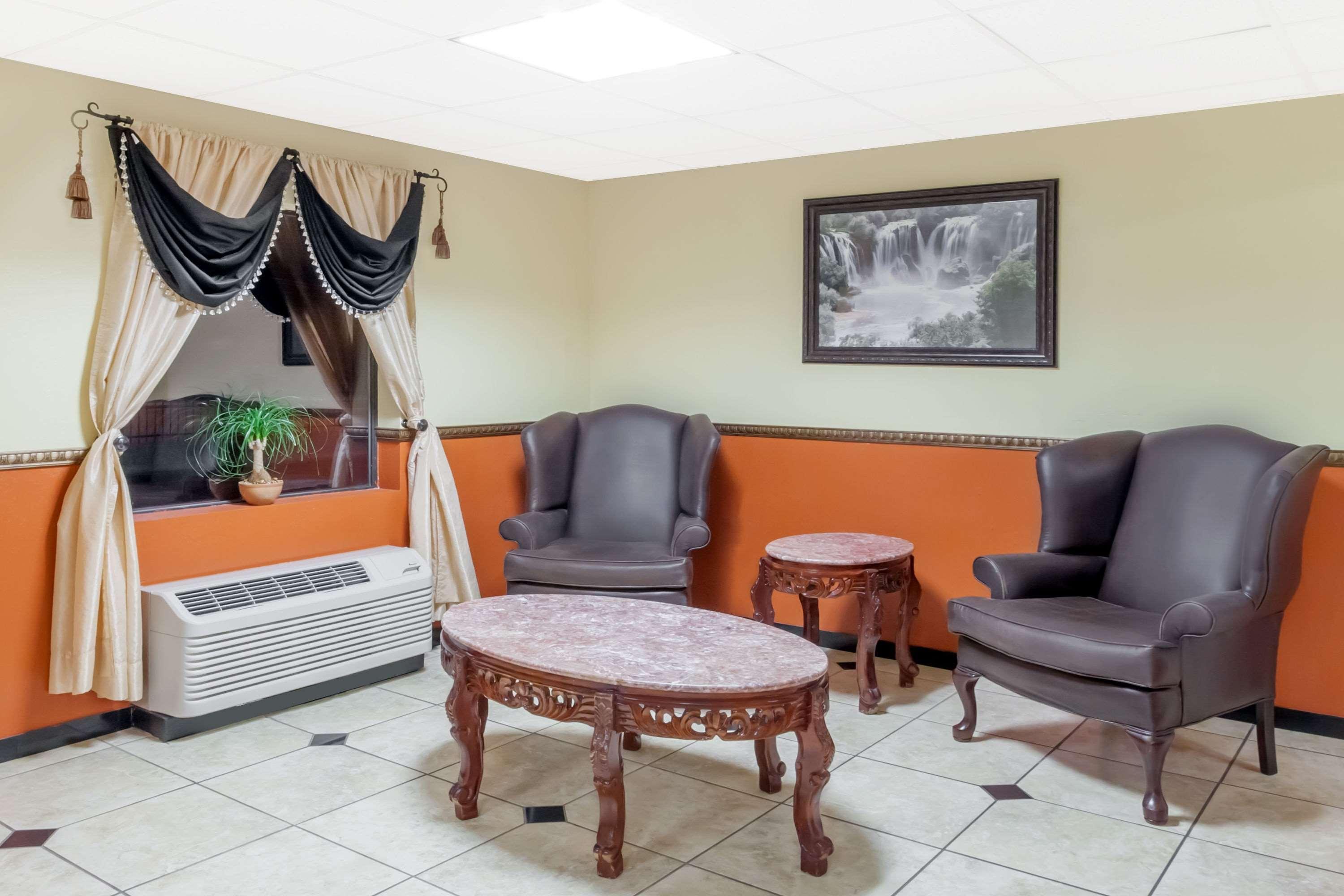 Clarion Pointe Kimball By Choice Hotels Экстерьер фото