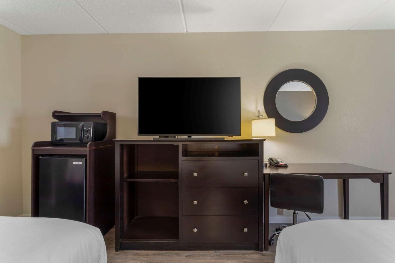 Clarion Pointe Kimball By Choice Hotels Экстерьер фото
